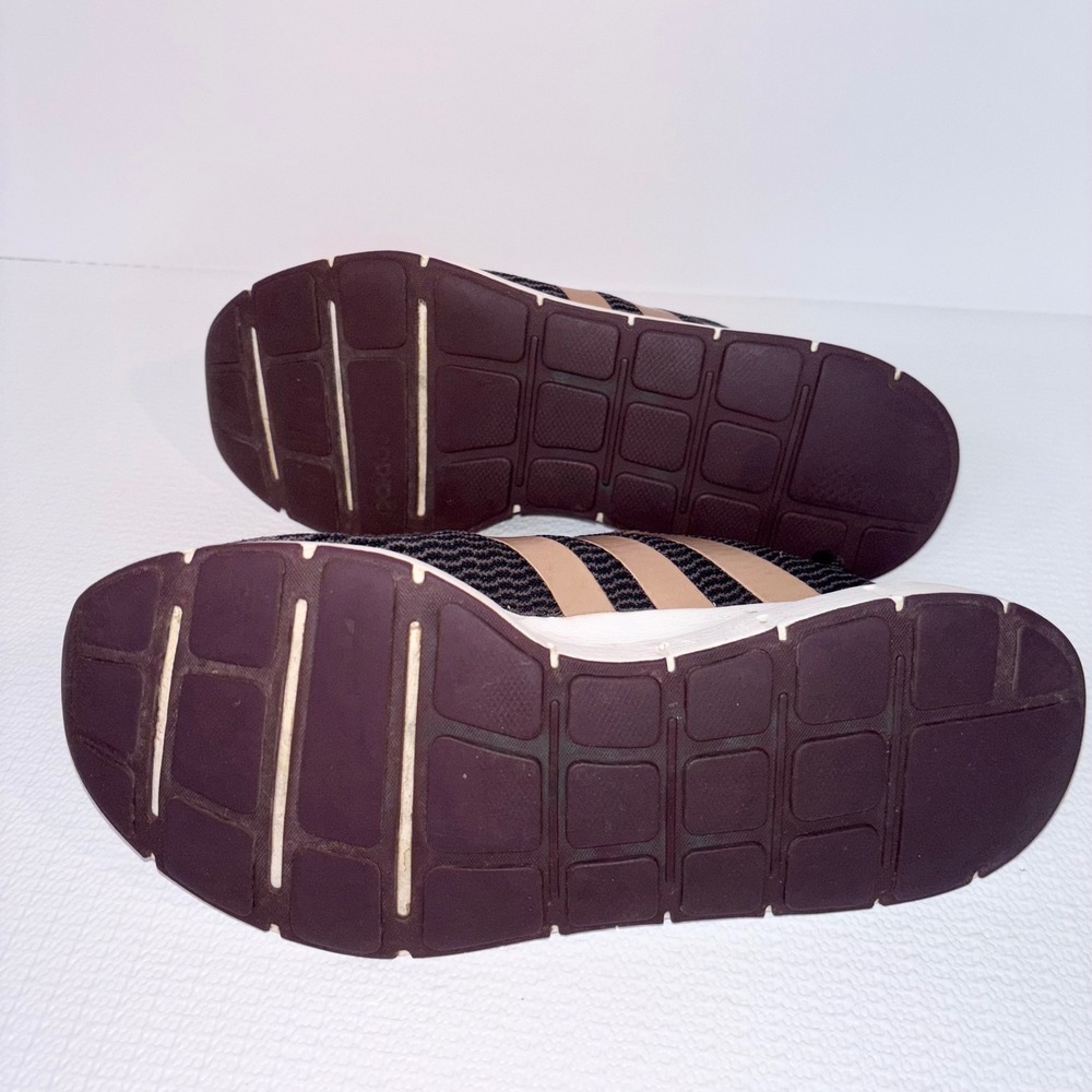 Adidas Swift Run Athletic Running Shoes‎ Sneakers Black Rose Gold Women's - Picture 4 of 6